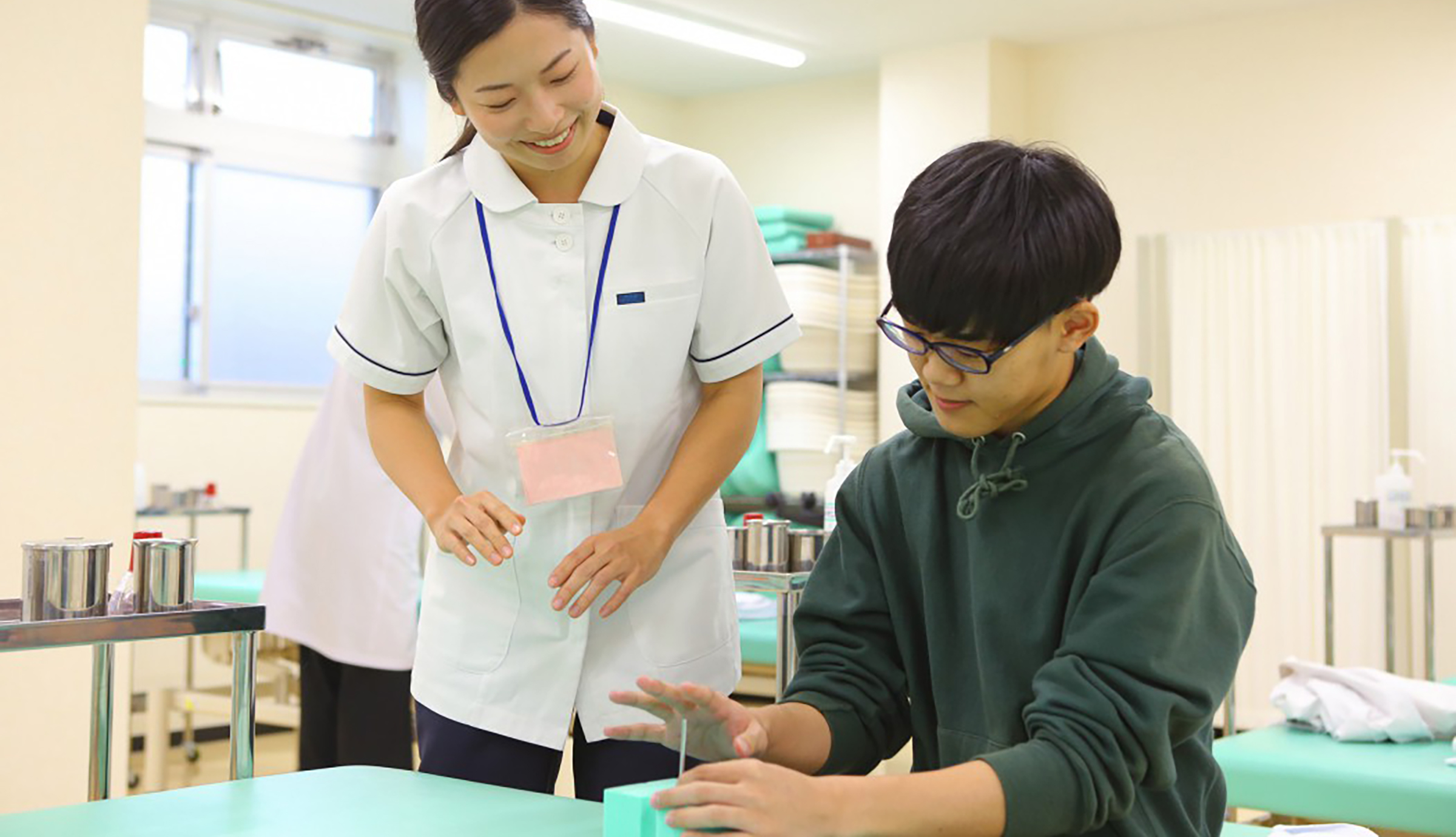 単科校だからできる道内一の低学費 北海道鍼灸専門学校 単科校だからできる道内一の低学費 北海道鍼灸専門学校
